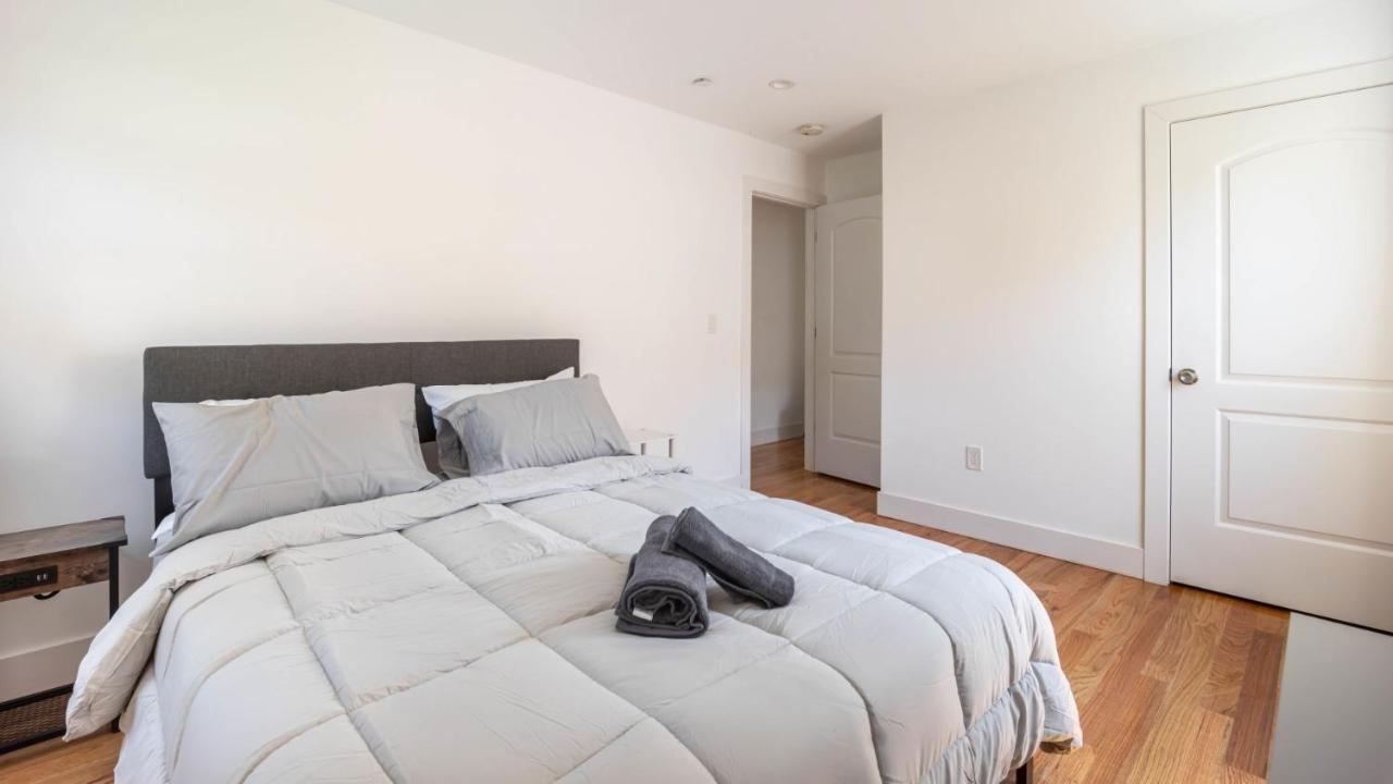 Lovely 3-br In Queens, Near Rockaway Apartamento *
